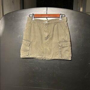 Stylish Olive Cargo Skirt for Women
